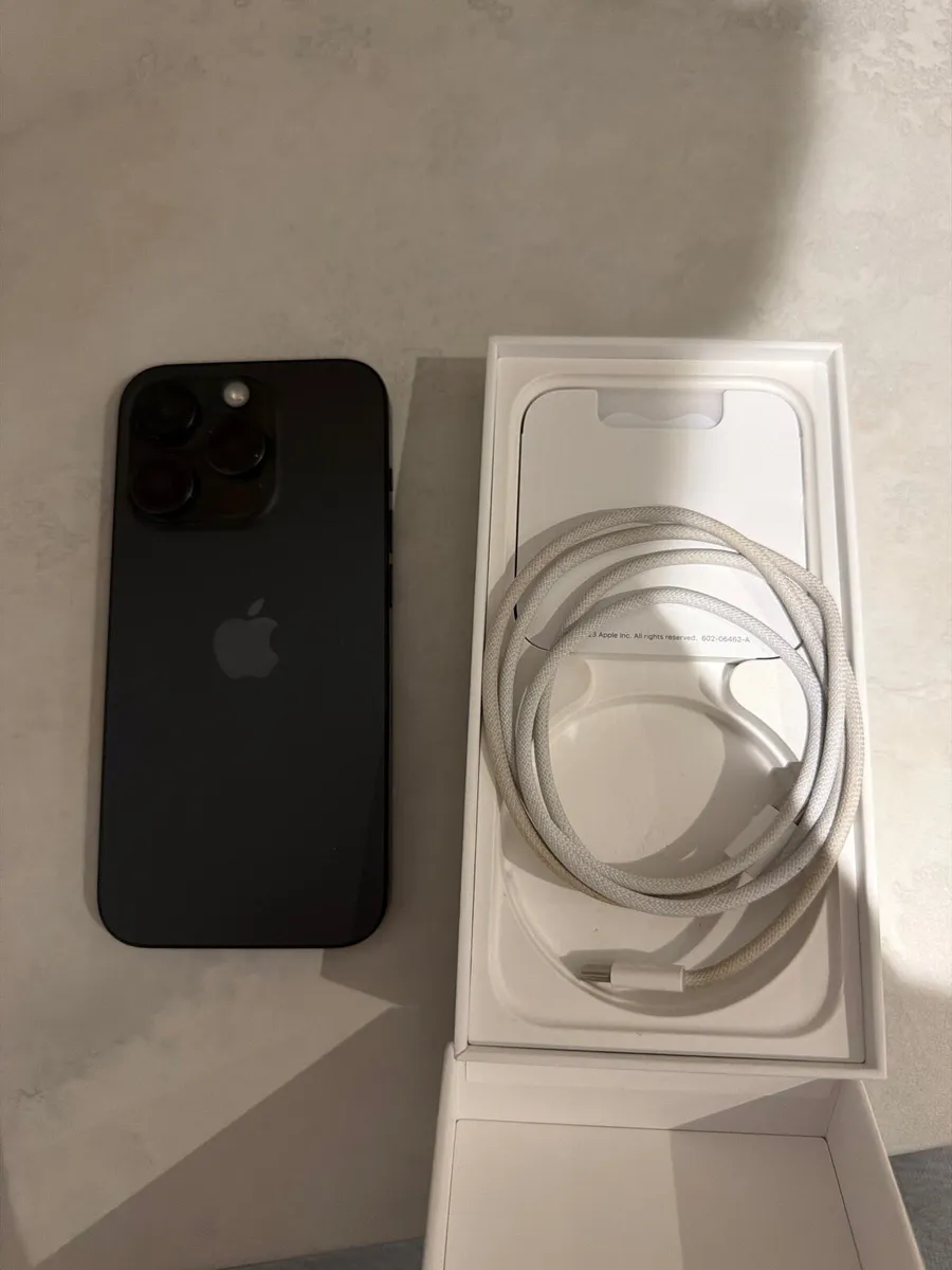 iPhone 15 Pro 128GB - Image 3