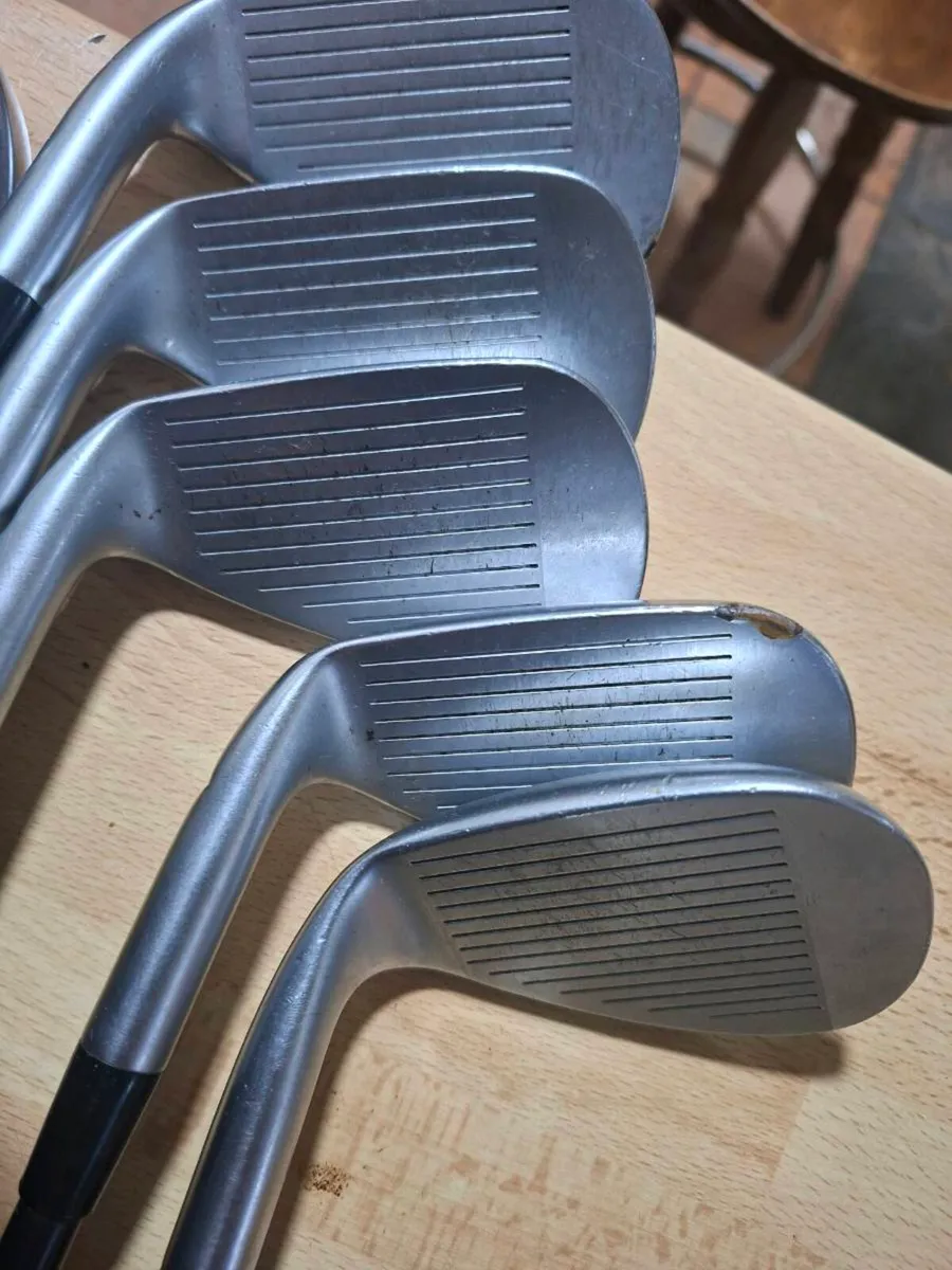 Mizuno JPX 900 Hotmetal Irons - Image 4