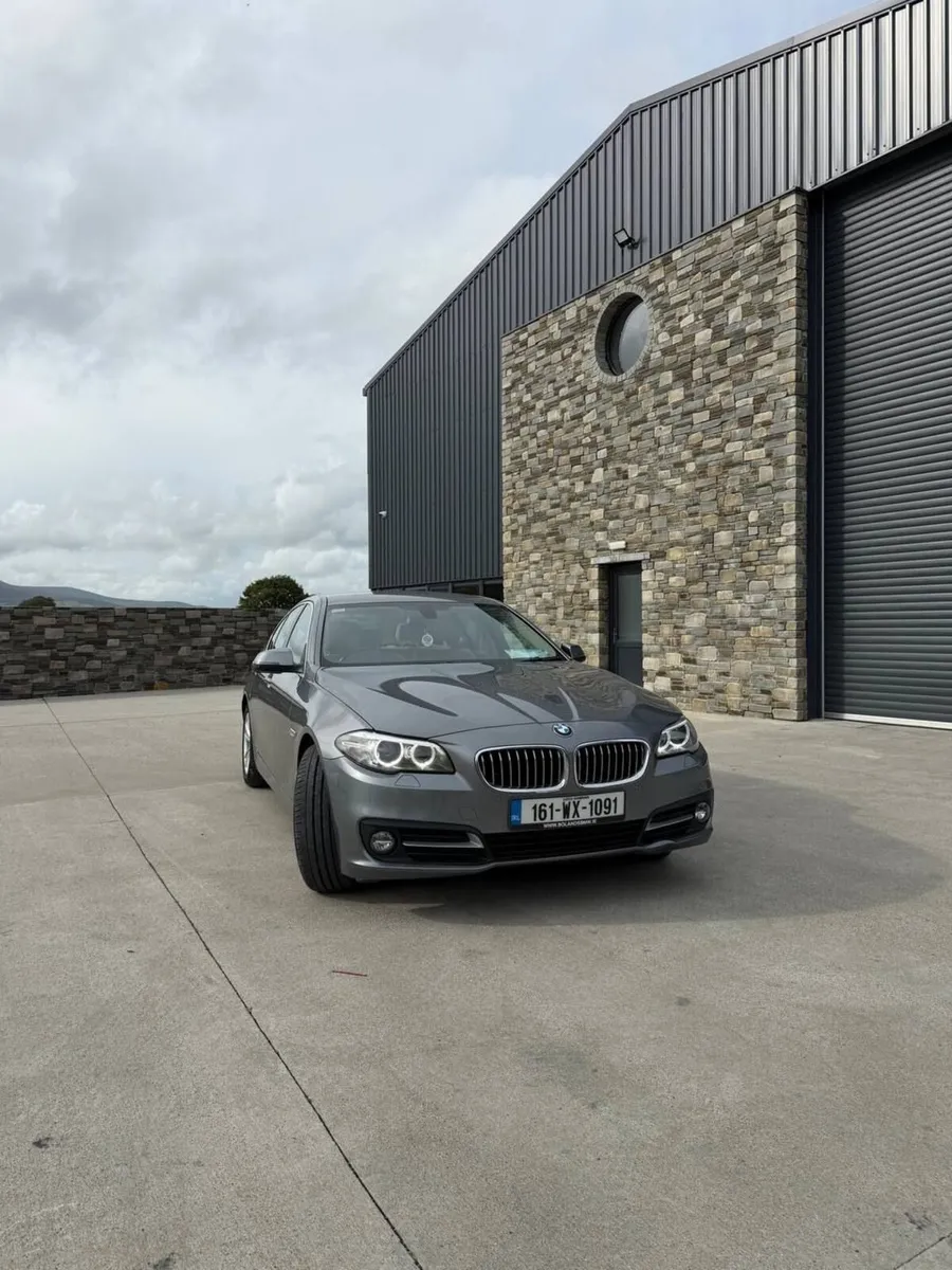 Bmw f10 520 - Image 2