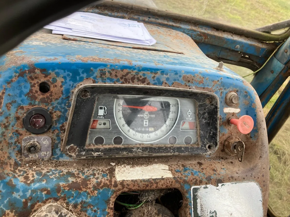 Ford 6600 Tractor - Image 3