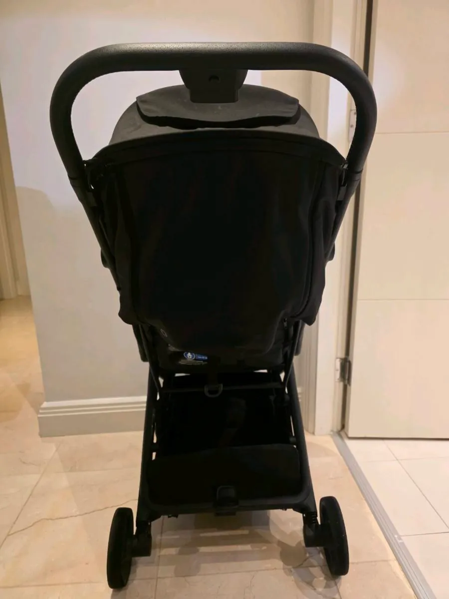 Zummi Eden Compact Lightweight Stroller - Image 2