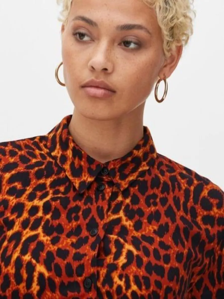Stunning Orange/Rust Leopard Print Midi Shirt Dres - Image 1