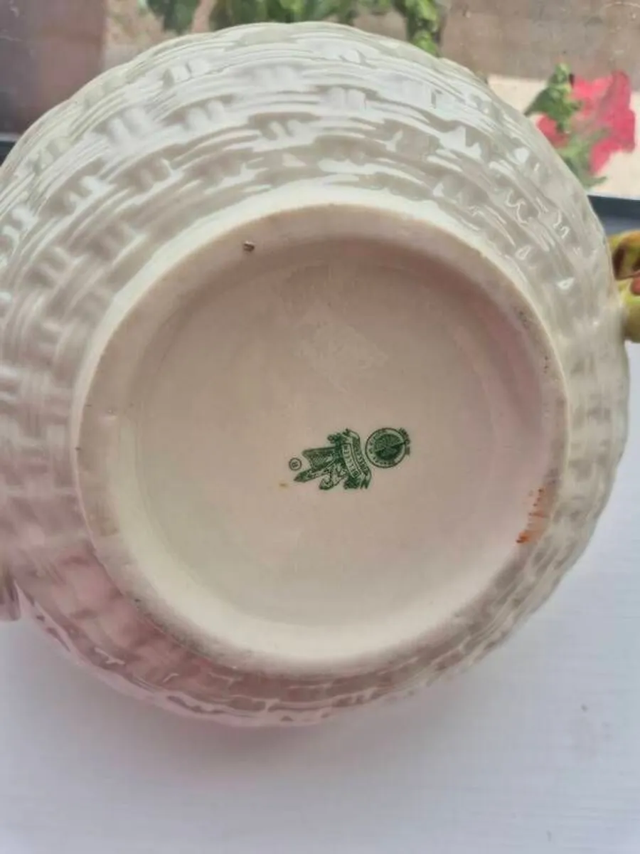 Vintage Belleek Irish China Classic Shamrock & Basketweave Pattern - Image 4