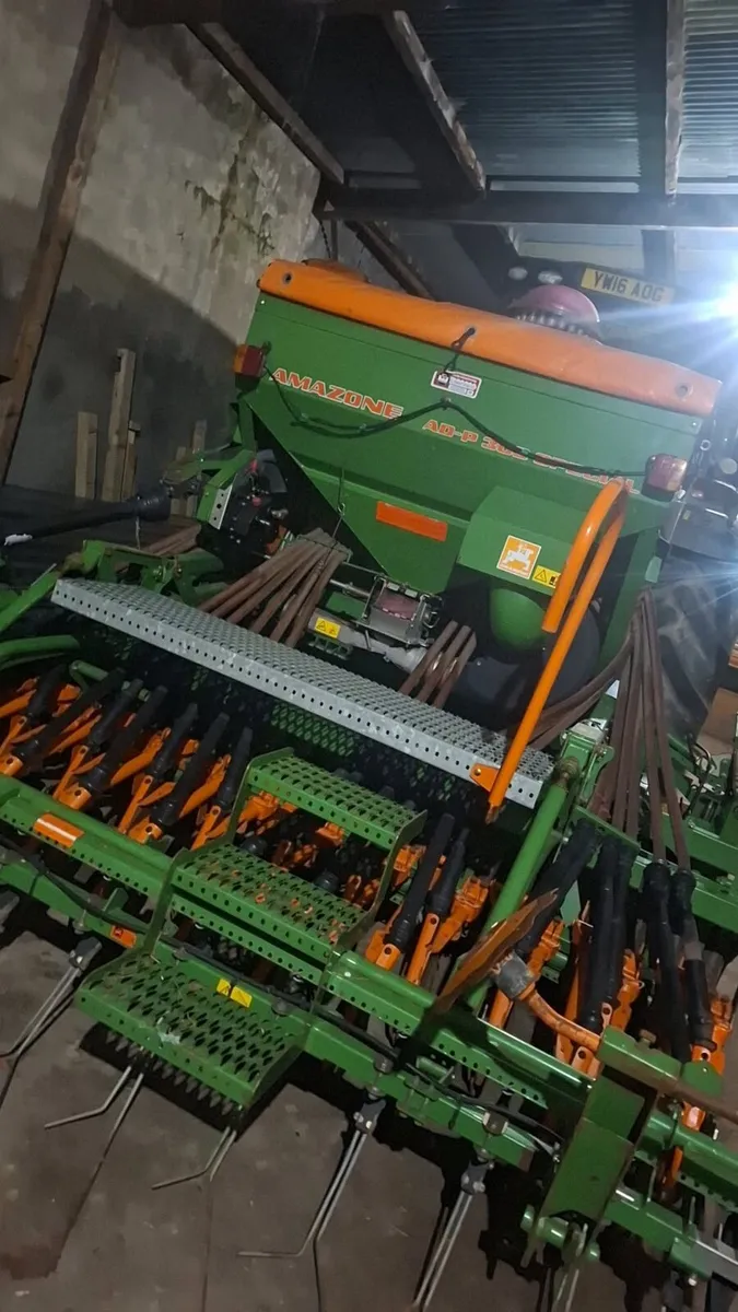 Amazone combination drill - Image 2