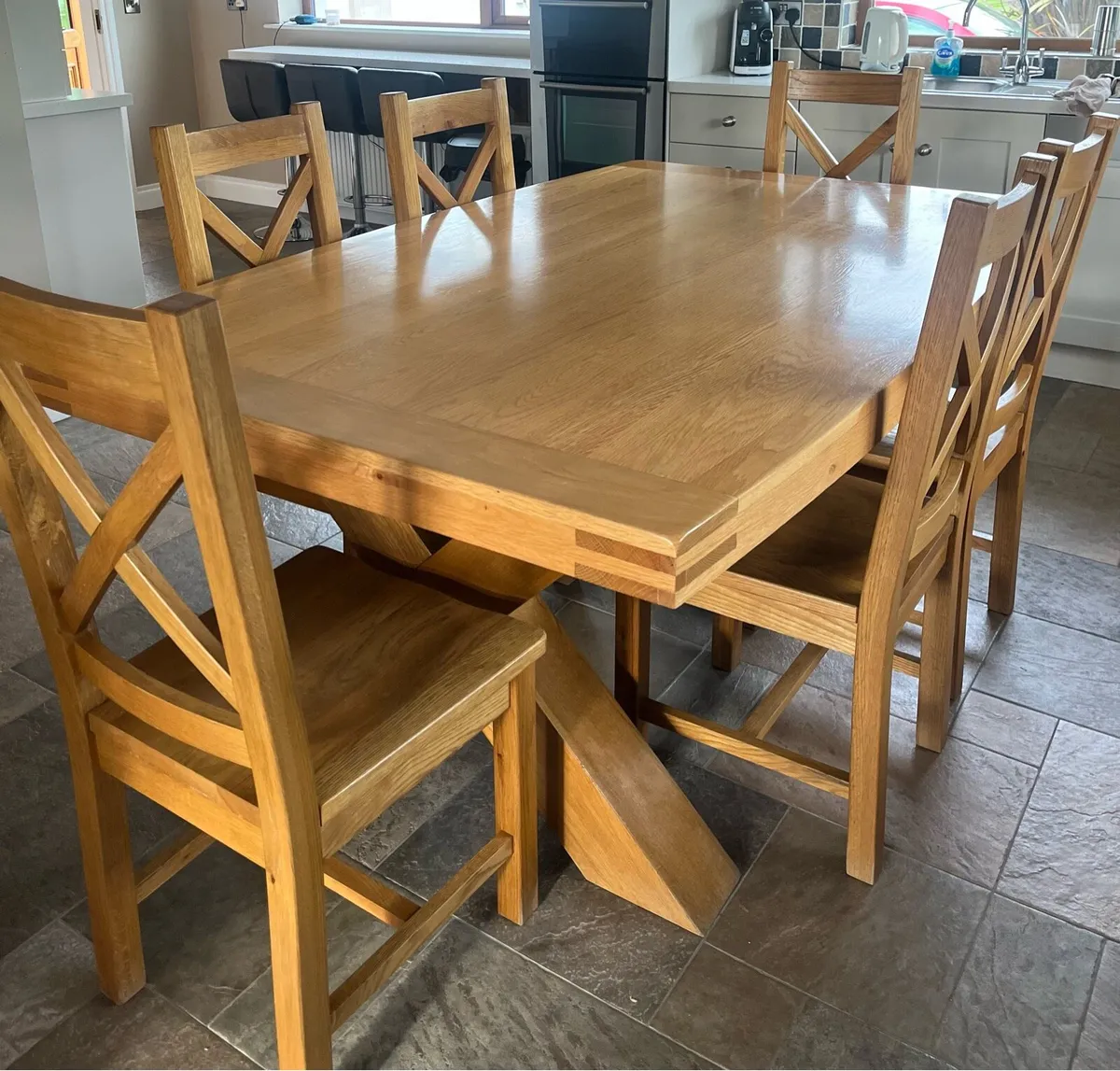 Solid Oak table and chairs - Image 1