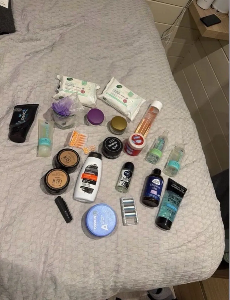 Toiletries Clear out - Image 1