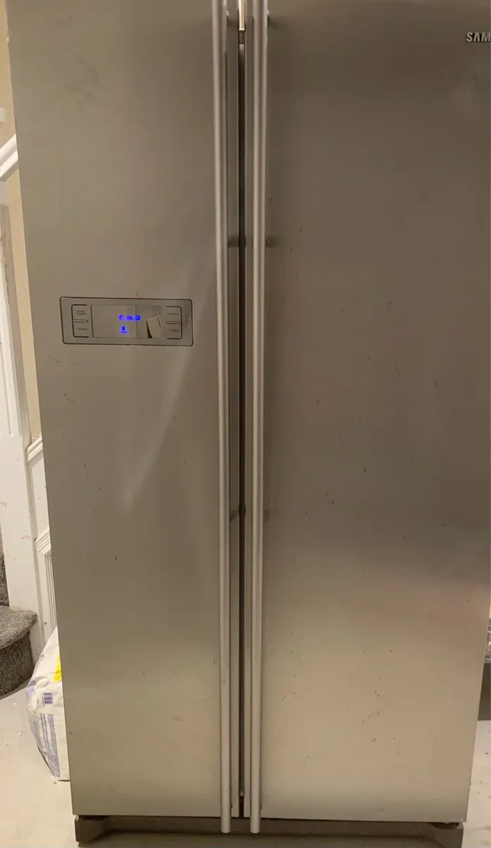 American fridge freezer - Image 1