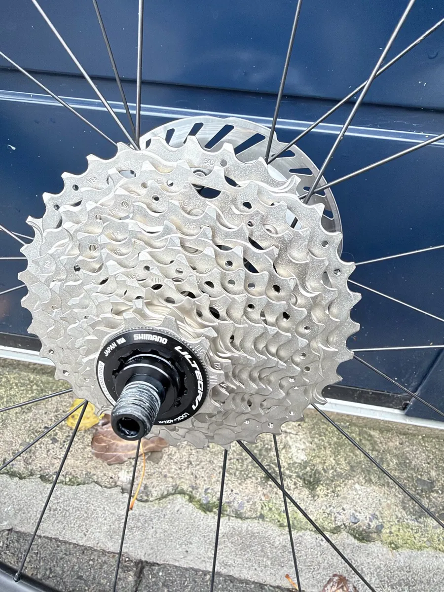Carbon bicycle wheels - Image 2