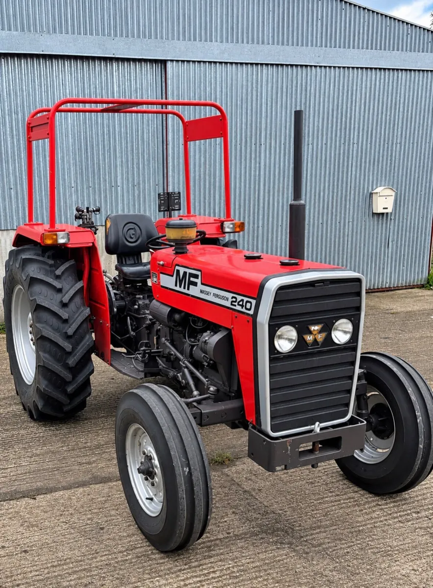 Massey Ferguson 240,  8 speed - Image 2