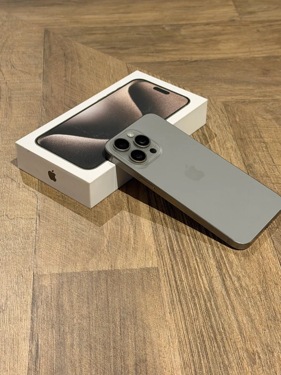 iPhone 15 Pro Max 256GB - Image 3