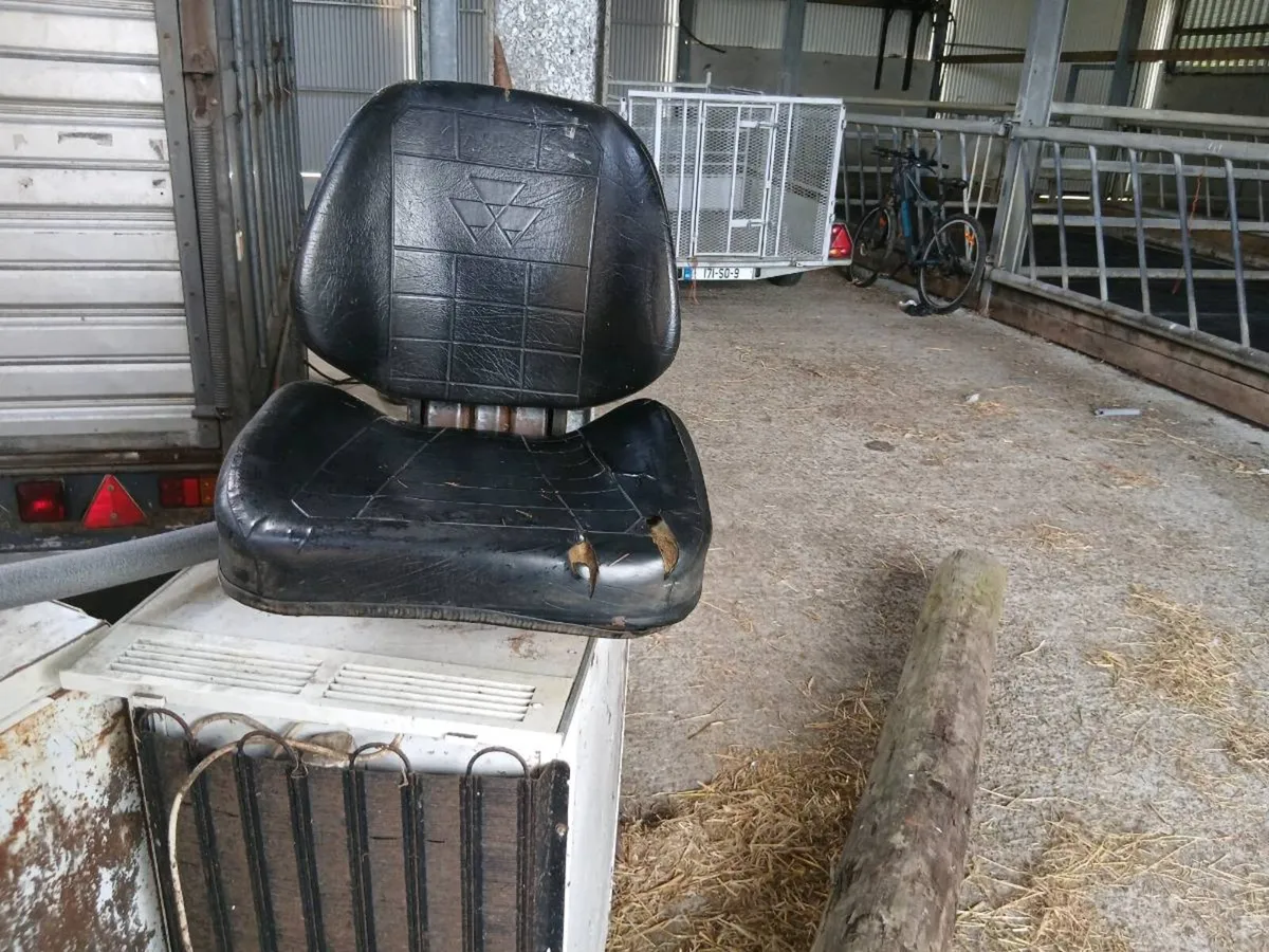 Seat - Image 1