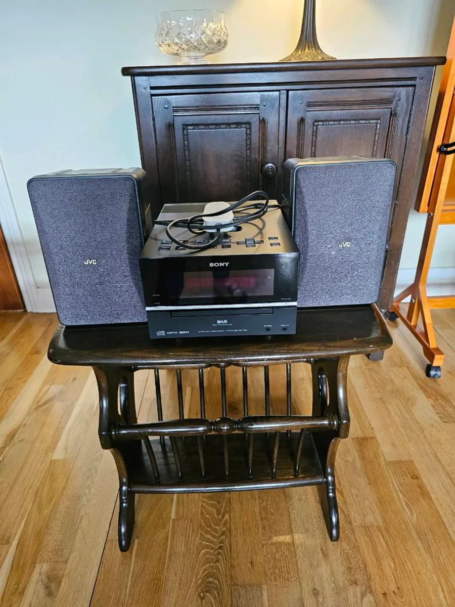 Music system - Image 1