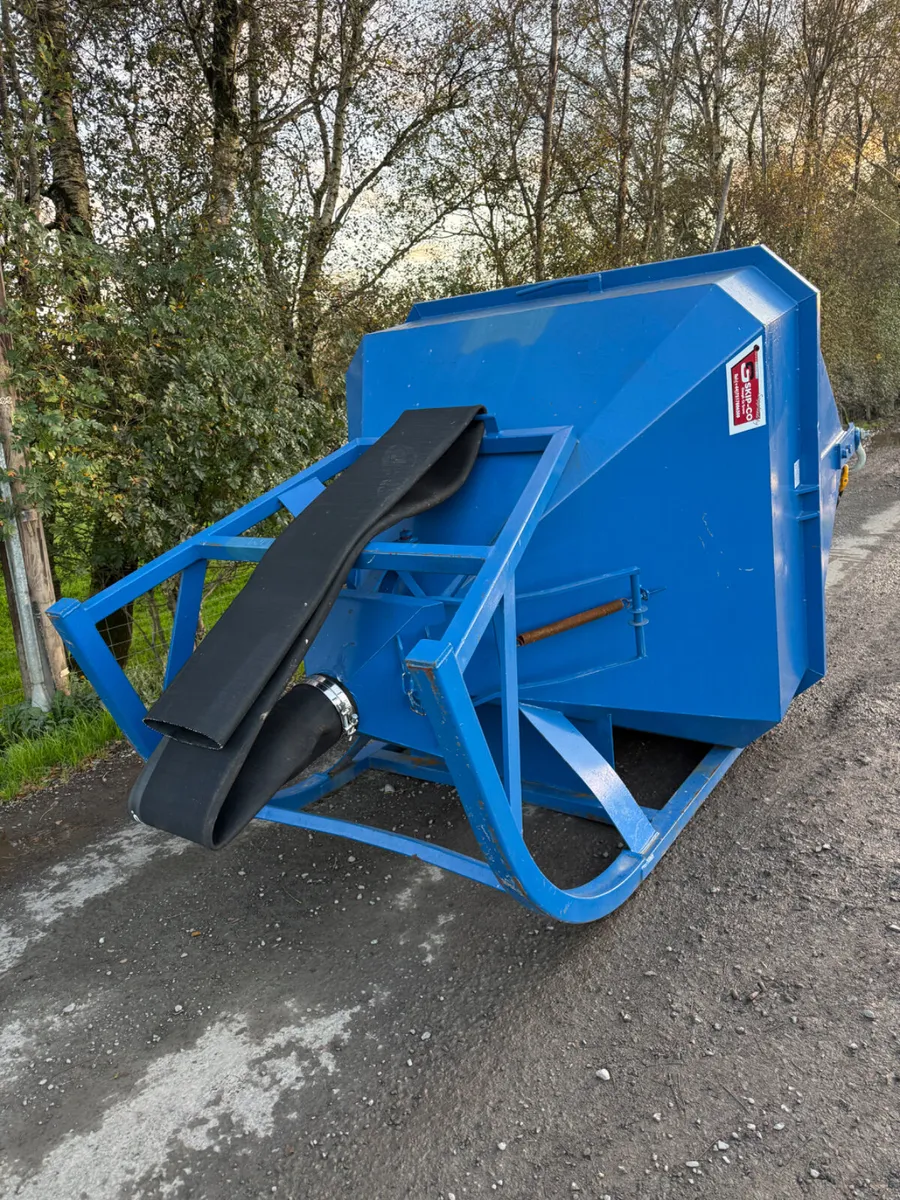Concrete Skip - Image 1