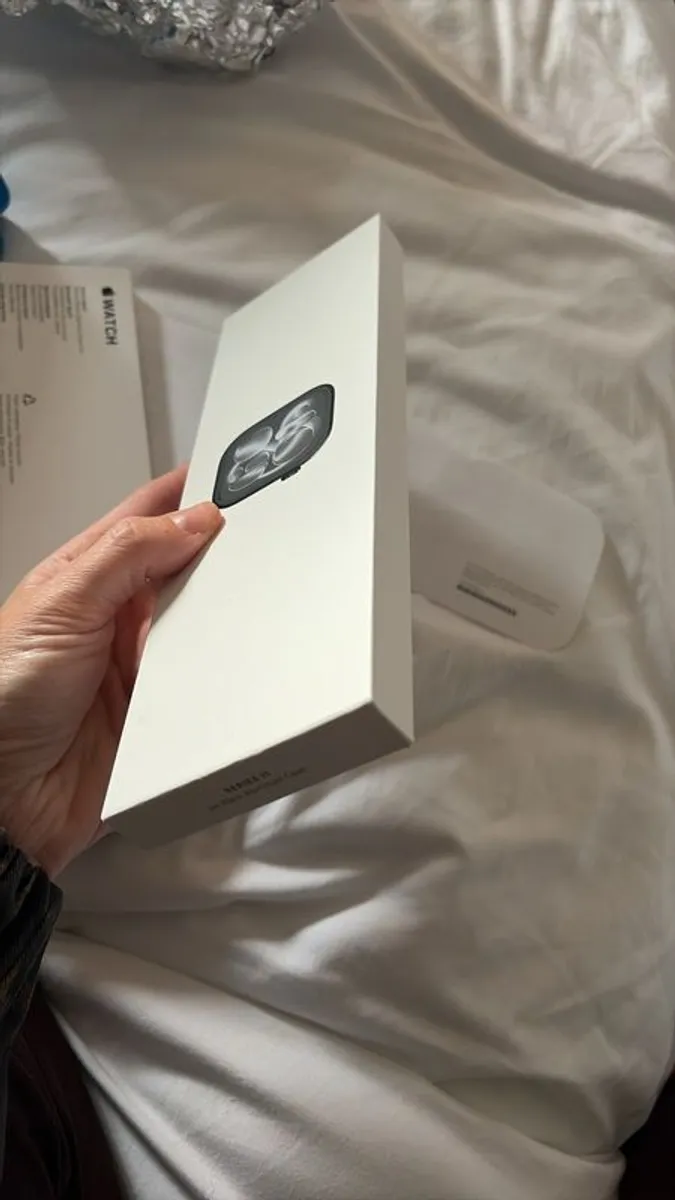 apple watch series 11 - Image 1