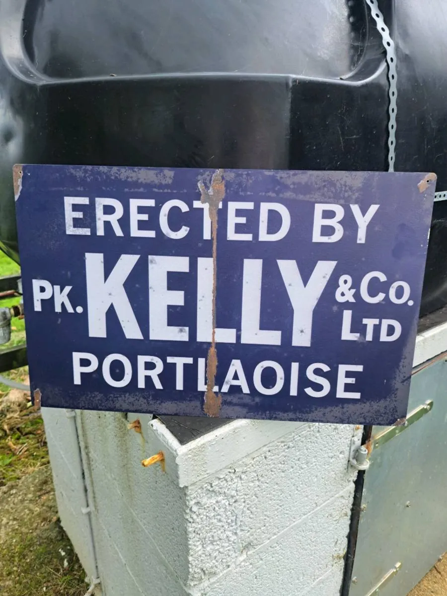 Large  Kelly portloish metal sign