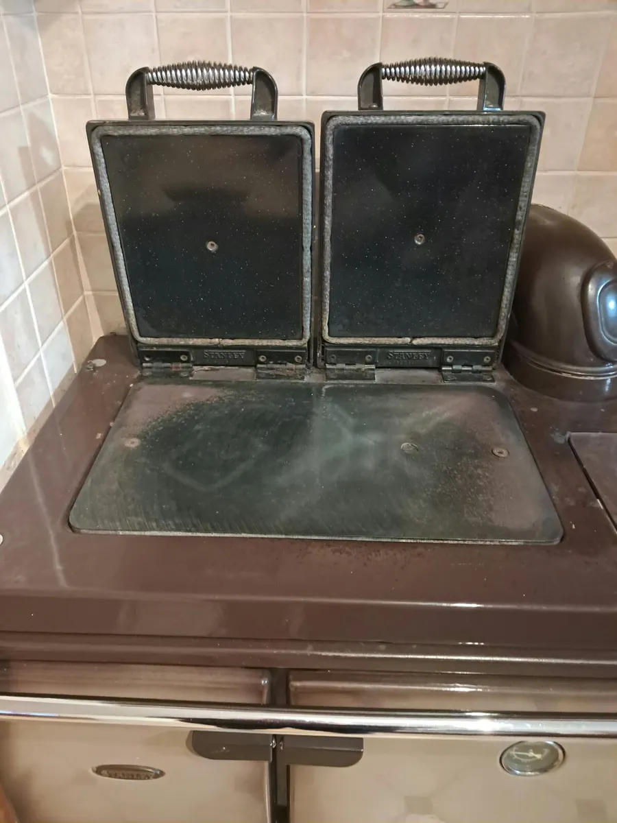 Stanley oil cooker - Image 3