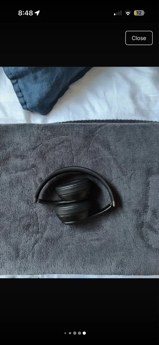 Beats Solo 4 headphones - Image 3