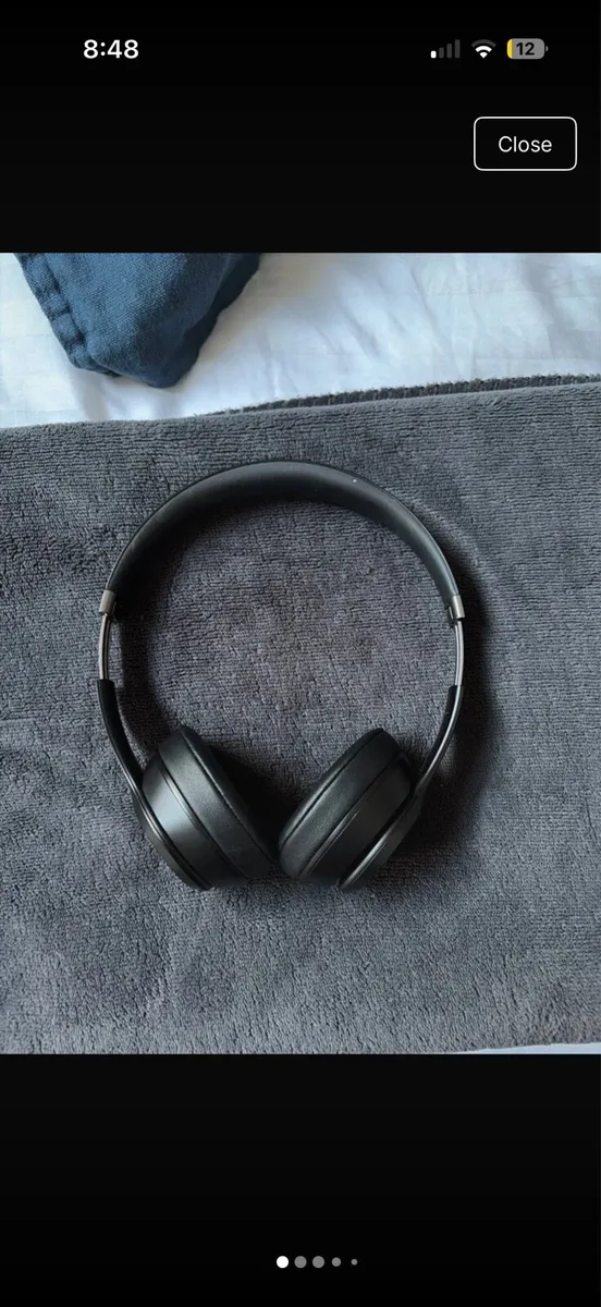 Beats Solo 4 headphones - Image 1