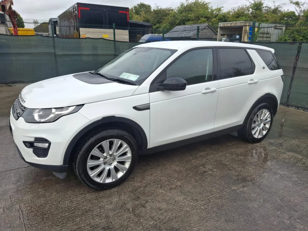 172 Land-rover Discovery  Sport  2.0 Diesel - Image 2