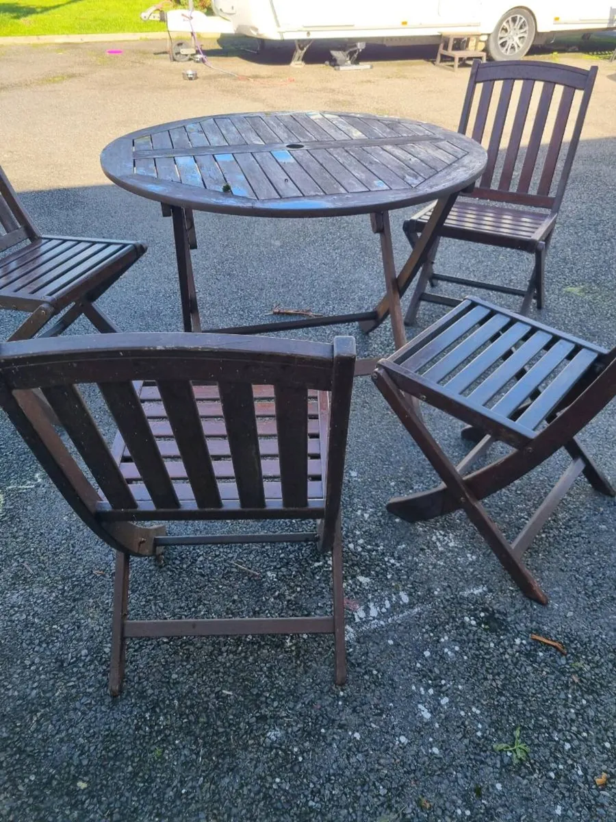 Garden table and chairs - Image 2