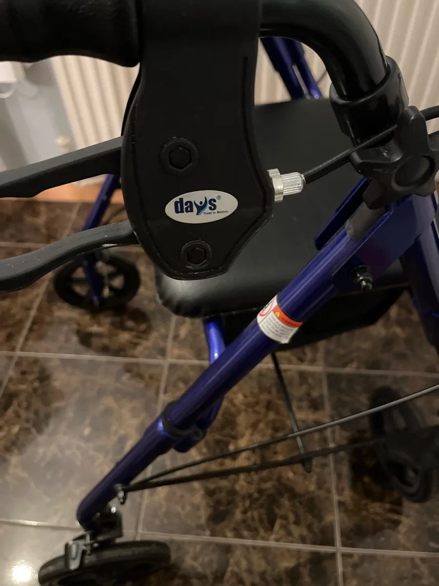 Mobility walker - Image 2