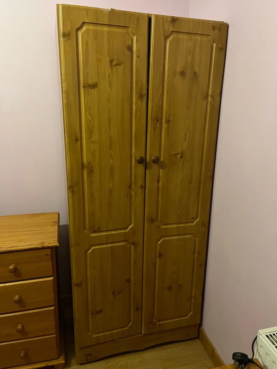 Free Wardrobes and chest of drawers - Image 1