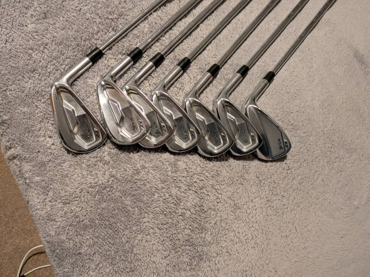 Srixon zx7 mkII irons 5-A - Image 2