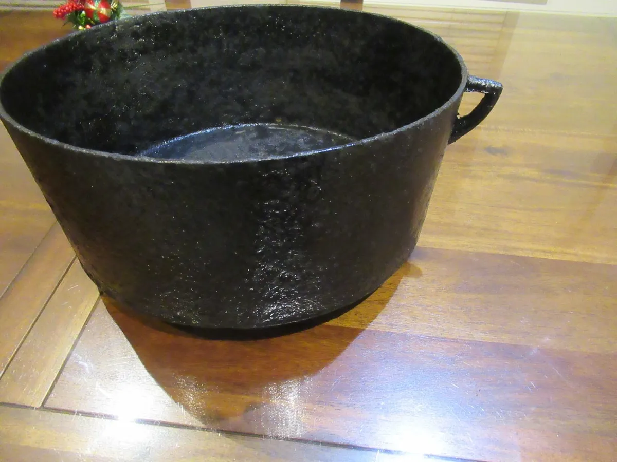 antique vintage HALLOWEEN CAULDRON fire cottage - Image 2