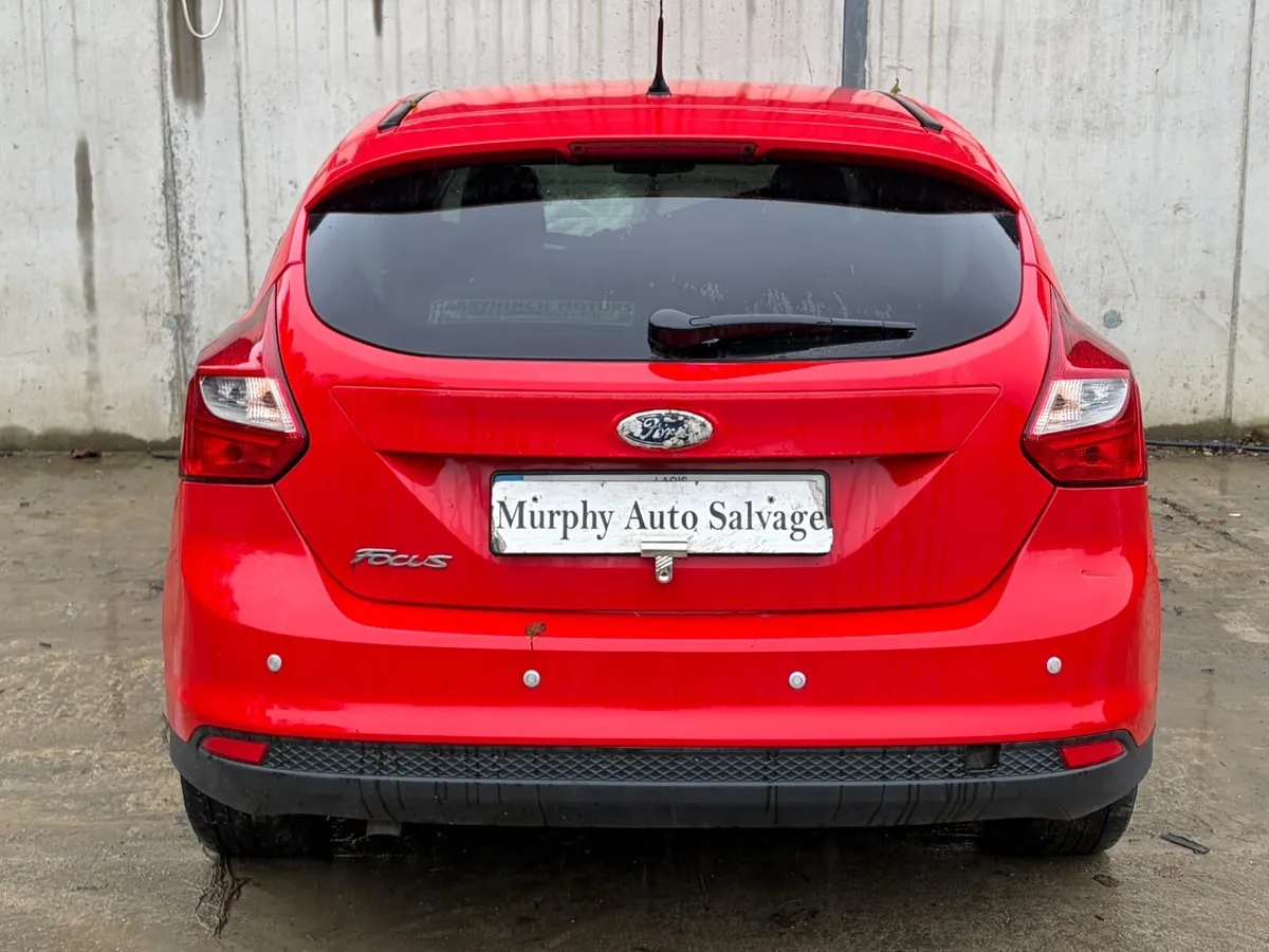 2014 Ford focus for parts - Image 2