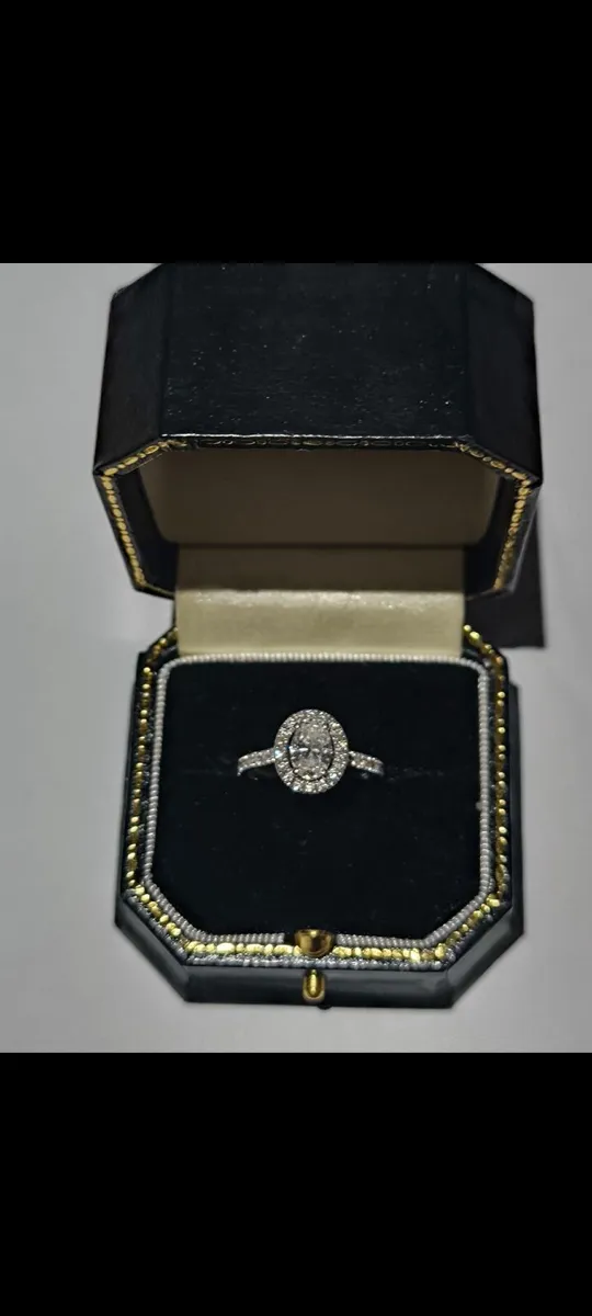 Diamond ring - Image 2