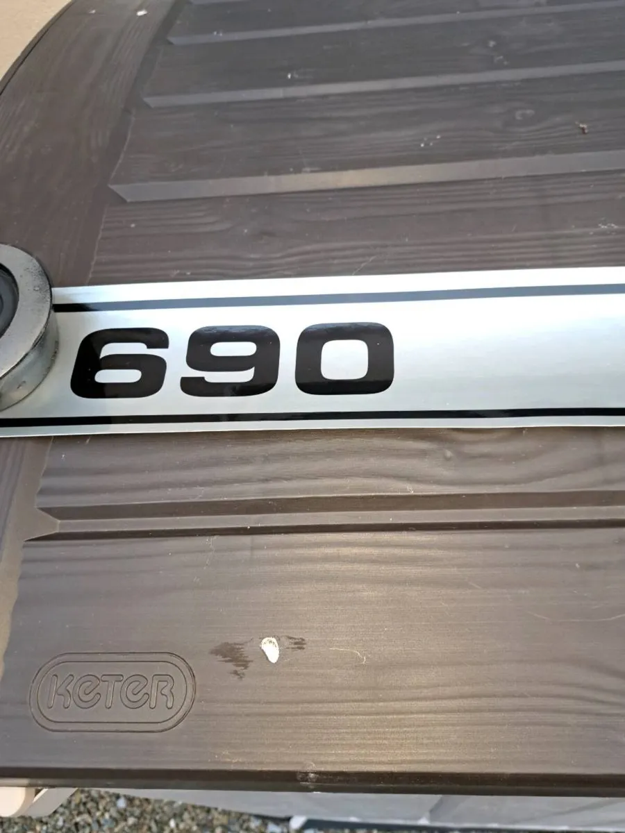 Massey  690 sticker kit - Image 3