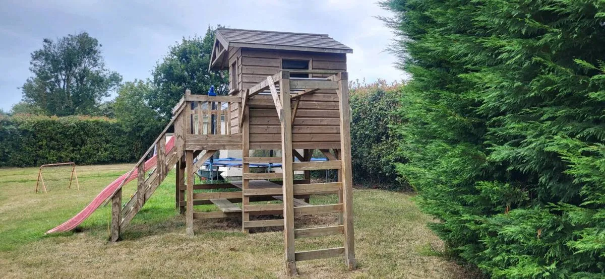 Treehouse Playhouse - Image 2