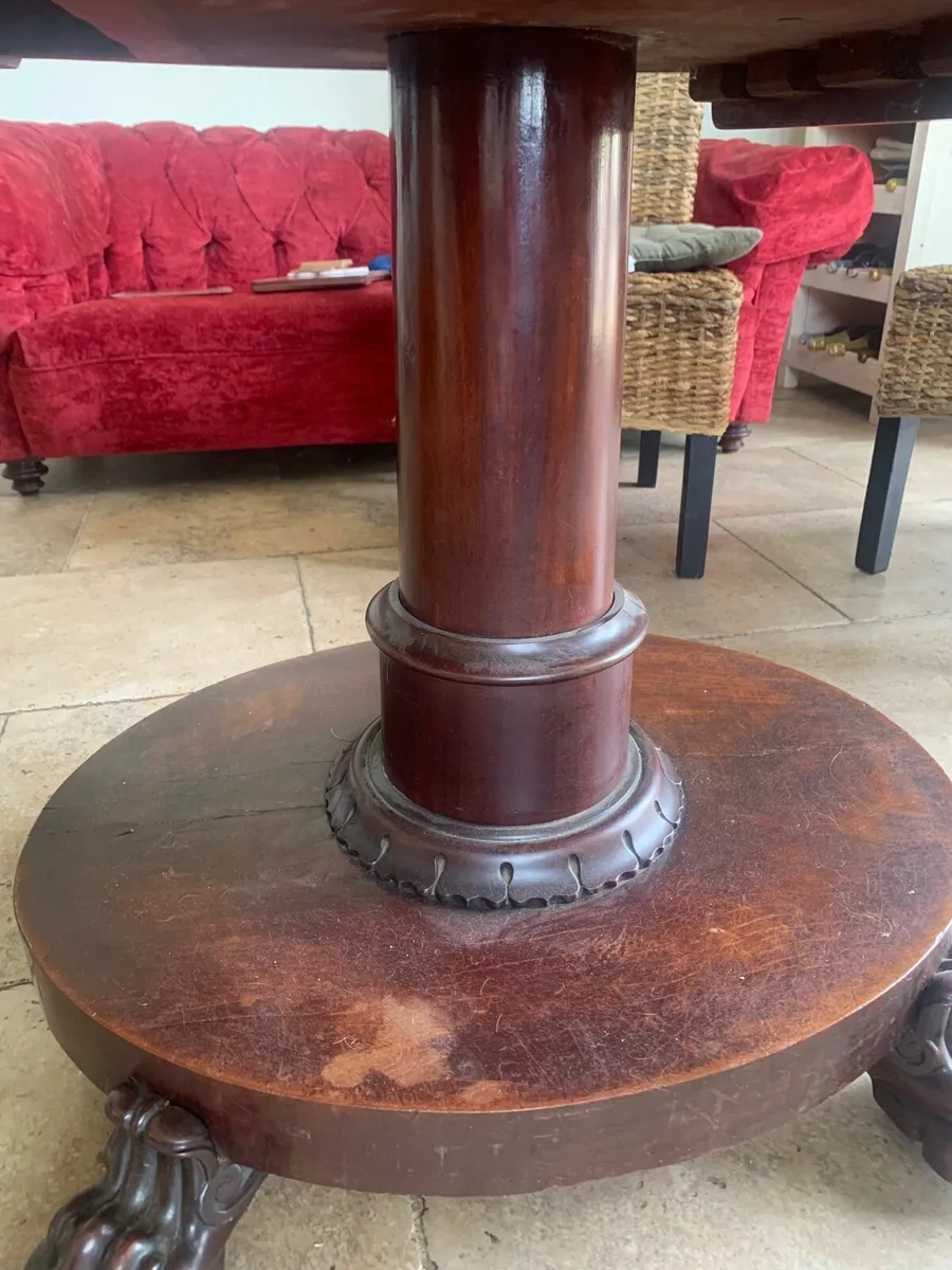 Antique oval mahogany table - Image 4
