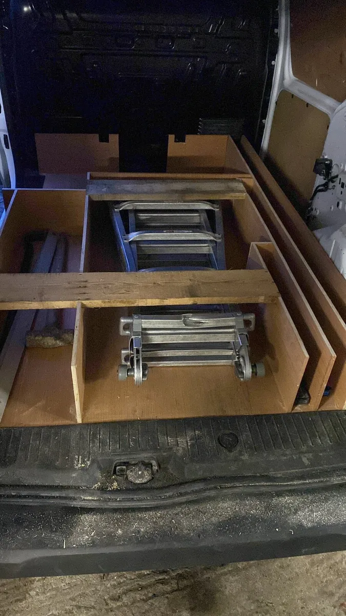 Van shelving and false floor - Image 4