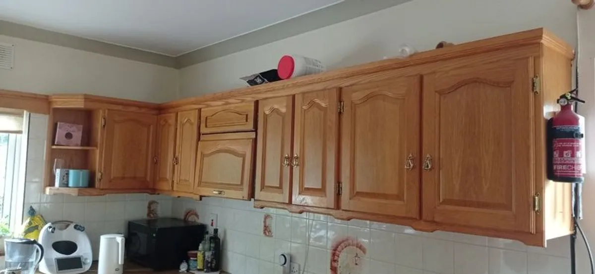 Kitchen Units - Image 1