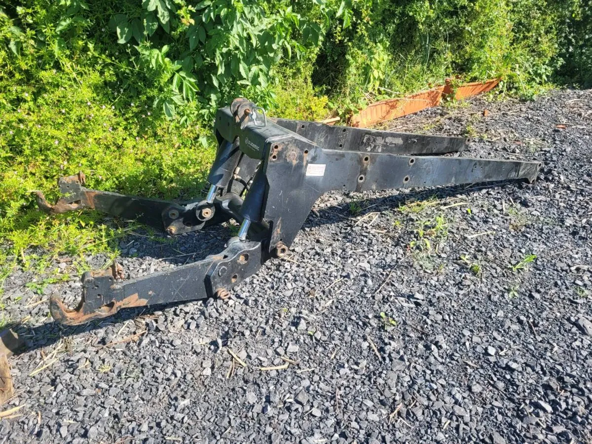 Zuidberg front linkage TS115 - Image 2