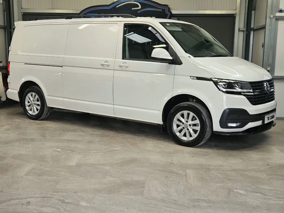 221 VOLKSWAGEN TRANSPORTER HIGHLINE T6 30 LWB - Image 1