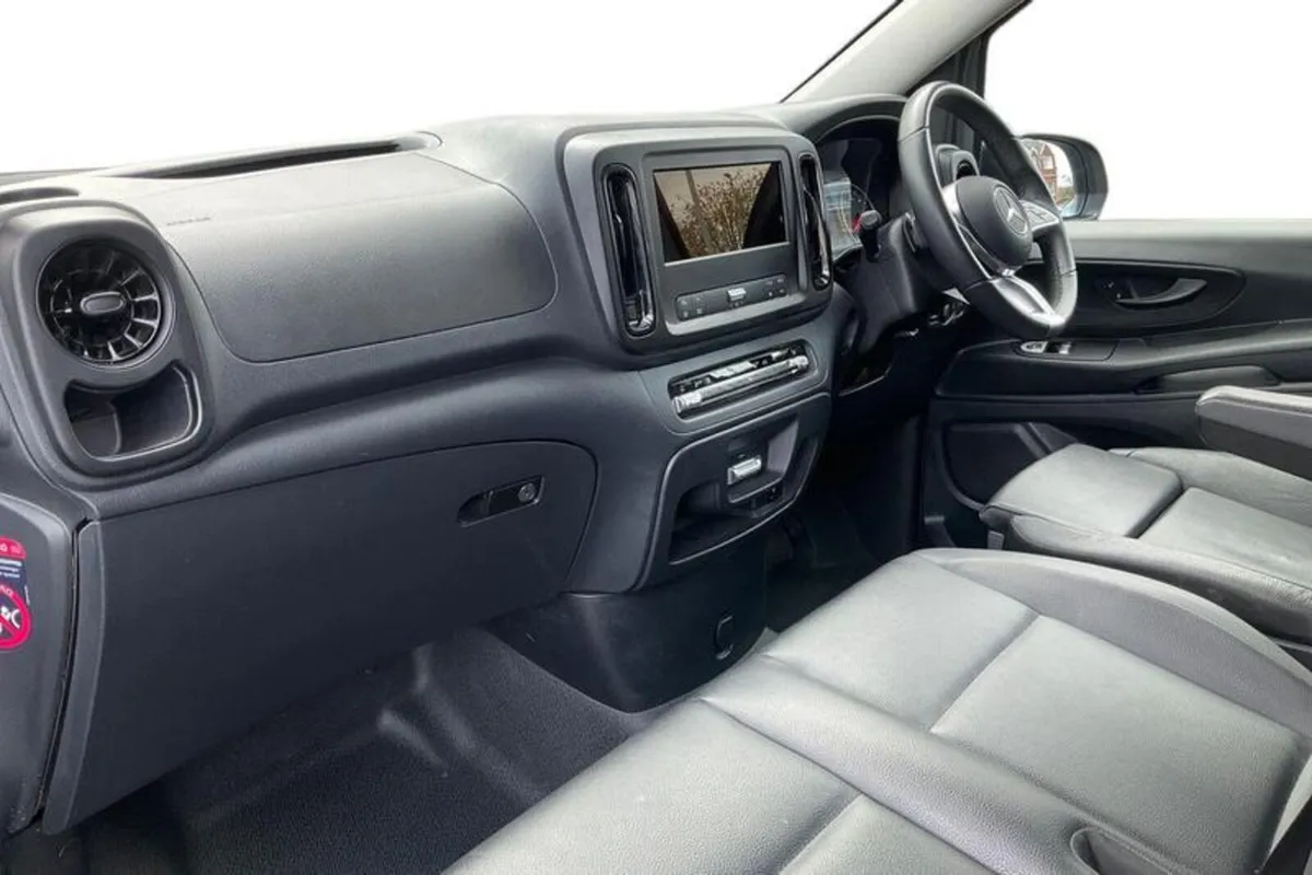 Mercedes-Benz Vito PRO L3 LWB RWD 114CDI 9G-Tronic - Image 3