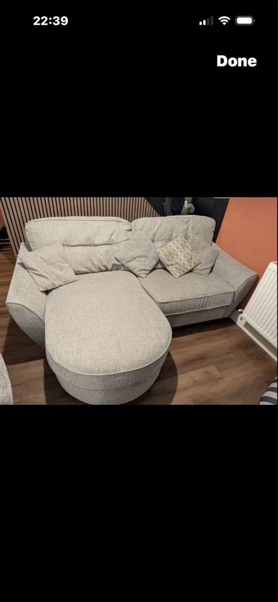 Couch - Image 2