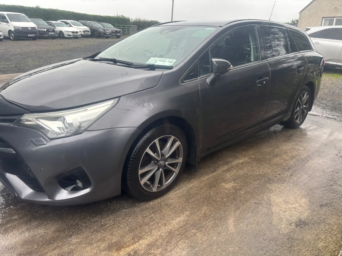 Toyota Avensis 2017 2.0 d4d - Image 3
