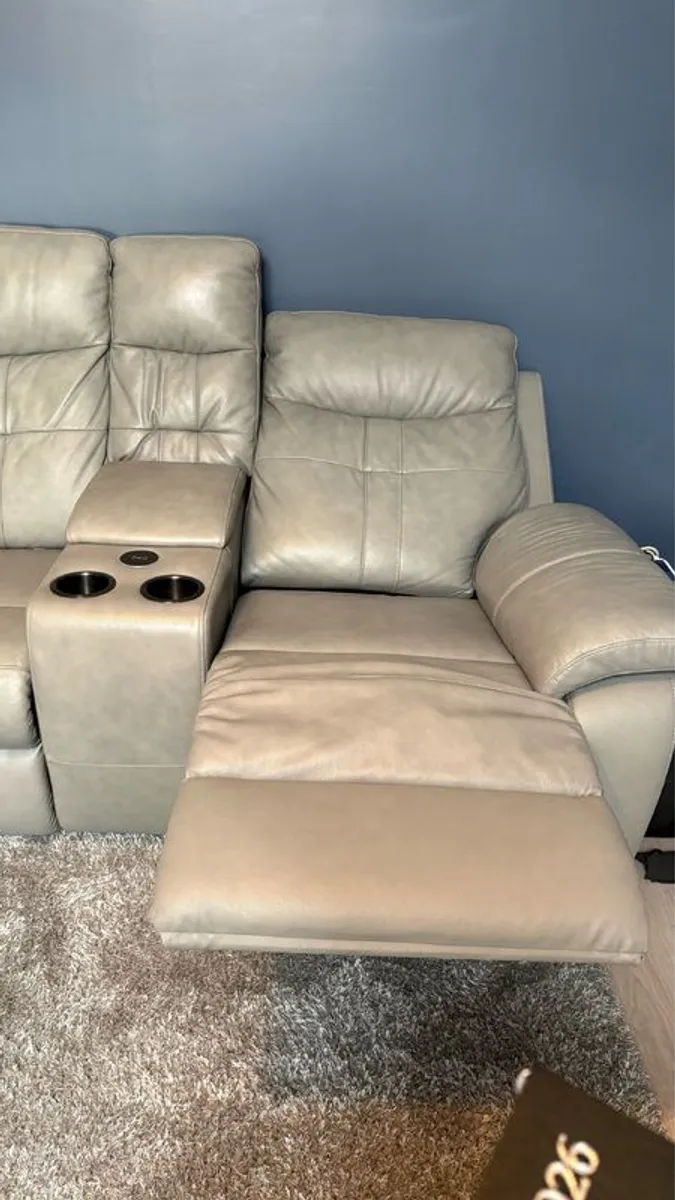 leather recliner sofa - Image 2