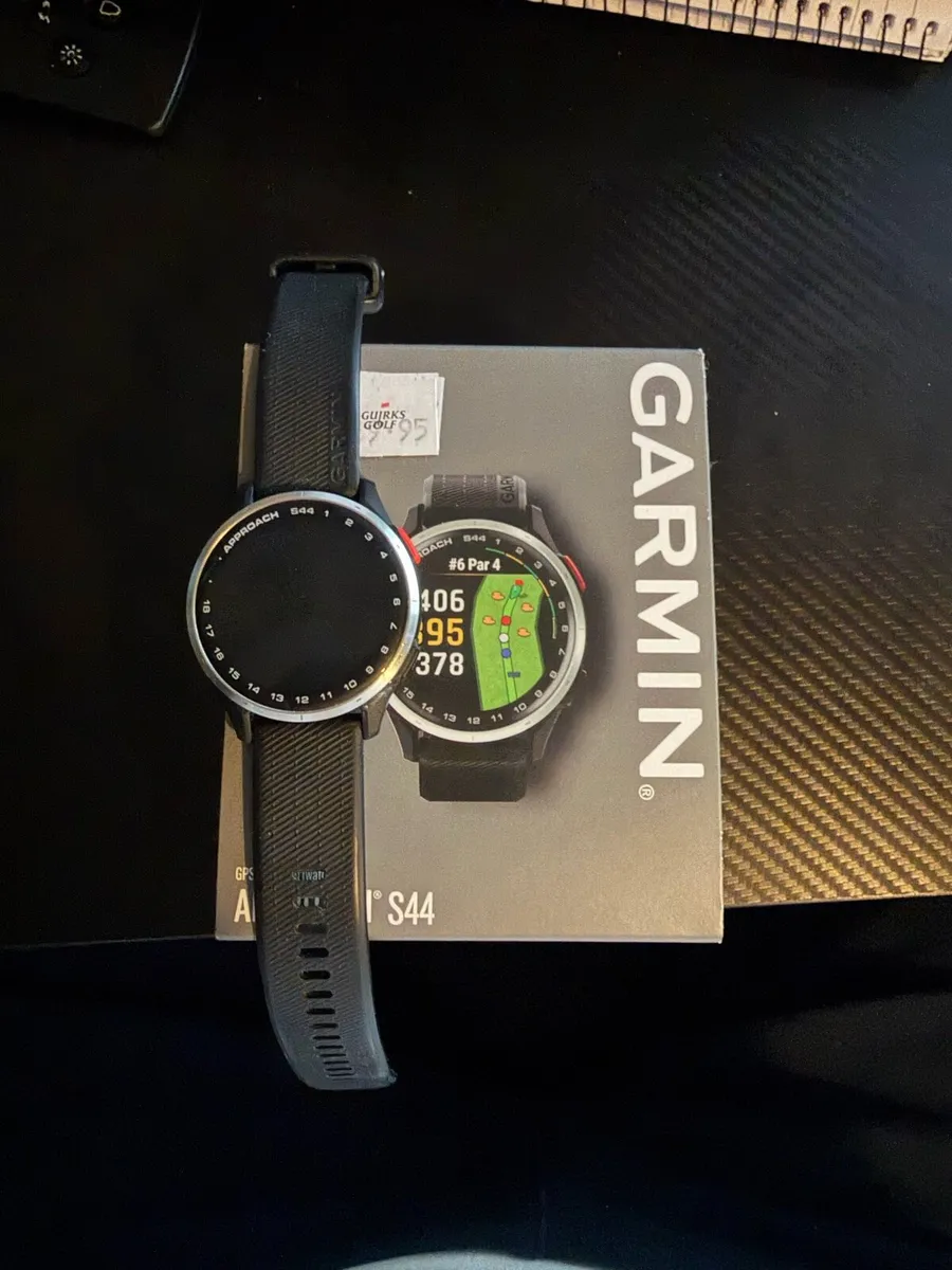 Garmin Approach s44 Golf Watch - Image 3