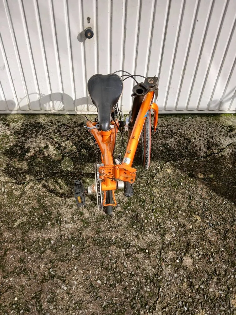 2 folding bikes - Image 3