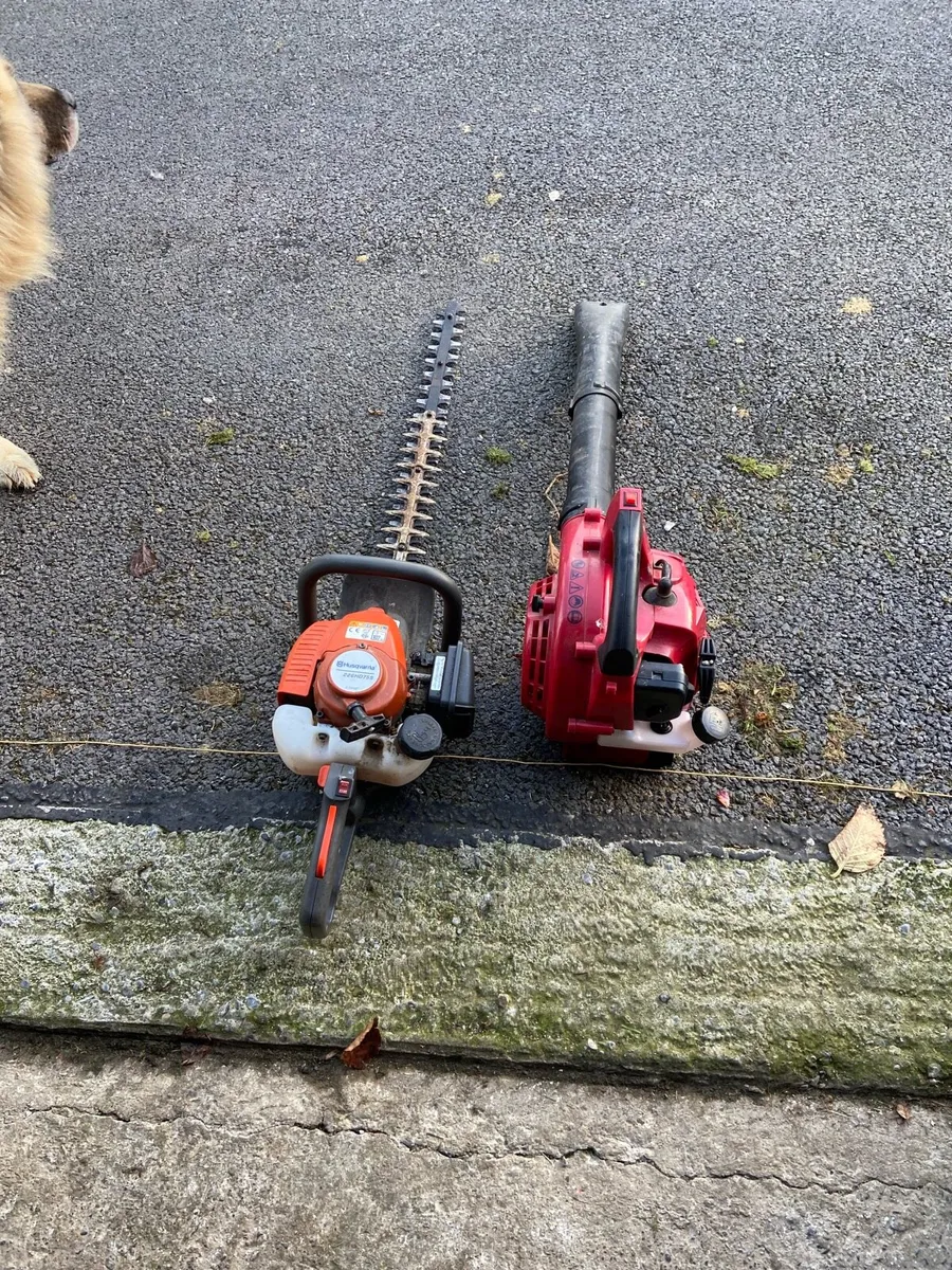 Husqvarna Hedge Trimmer & Leaf Blower - Image 4