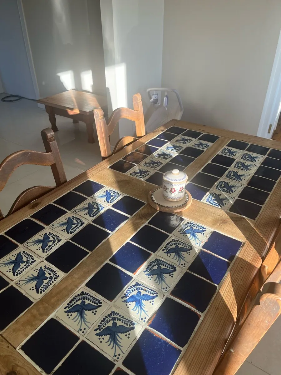 Kitchen table - Image 2