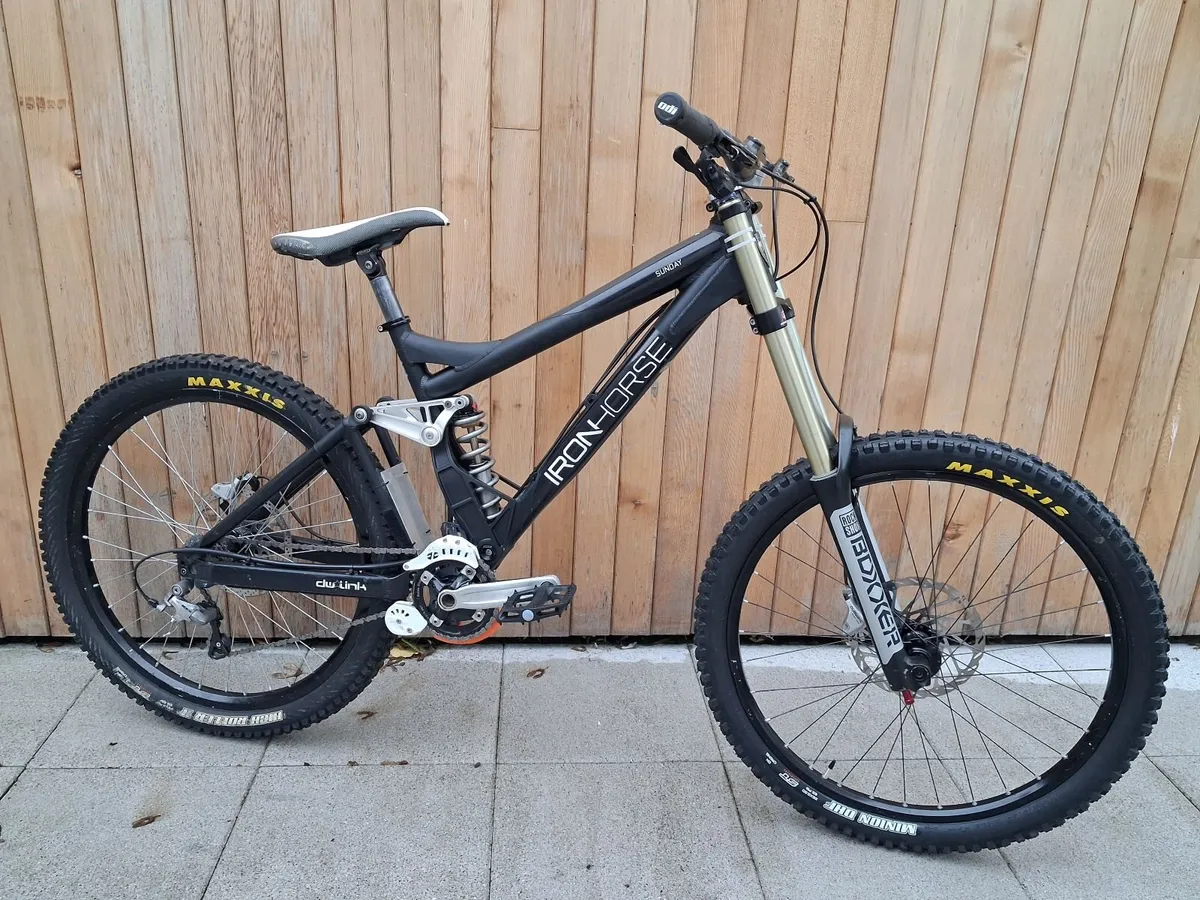 Iron Horse Sunday Downhill Bike - Image 1