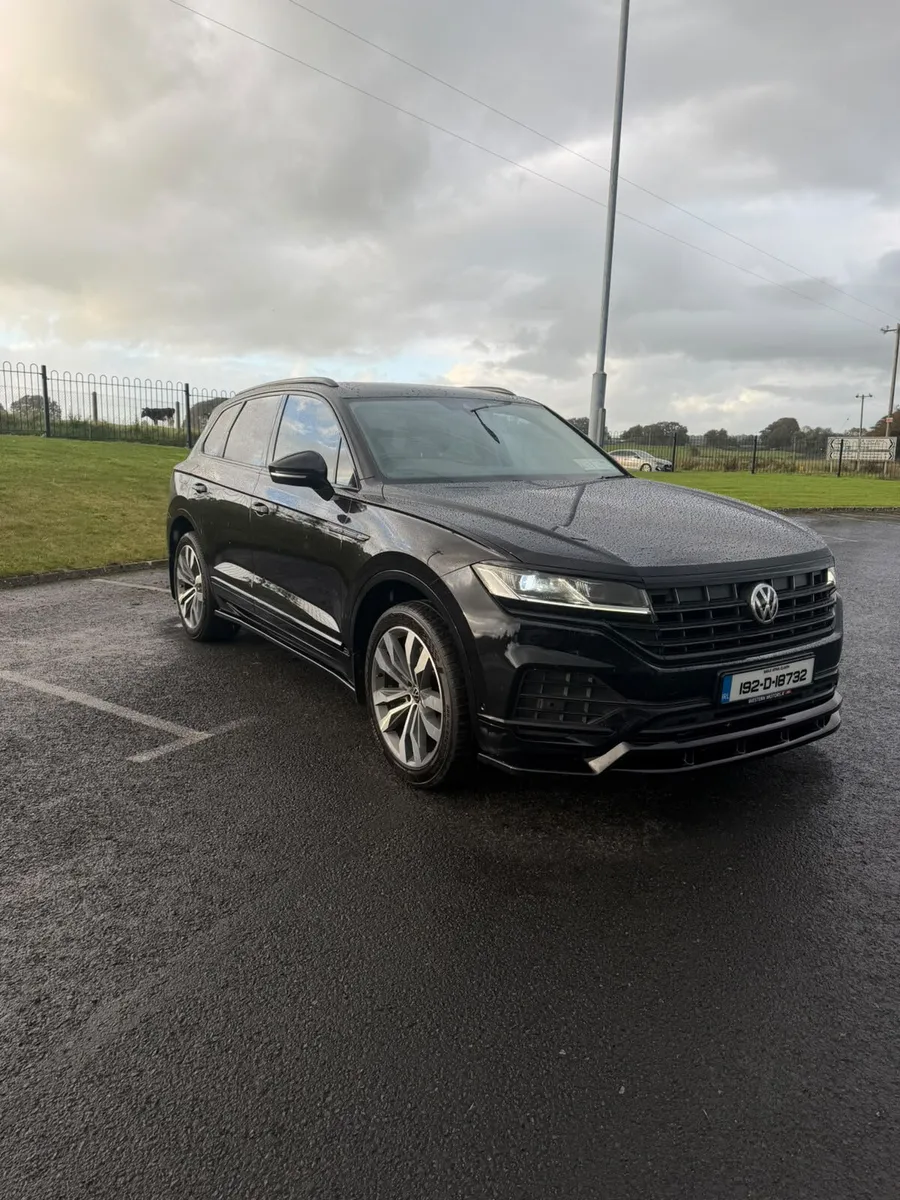 Volkswagen Touareg 2019 - Image 1