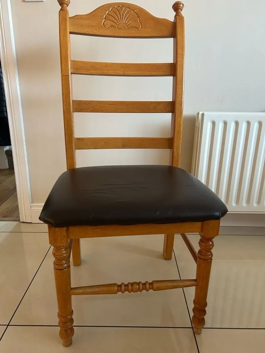 6 solid wood dining chairs - Image 1
