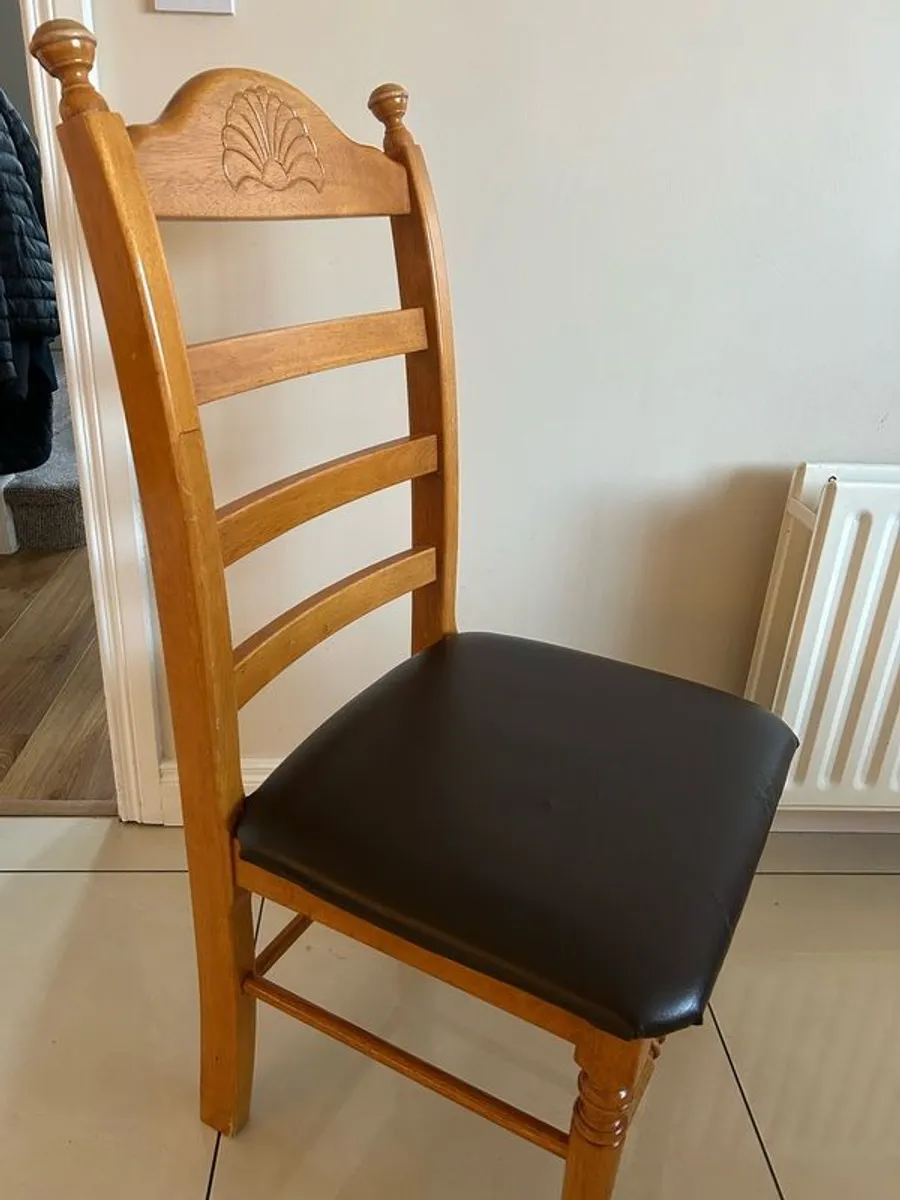 6 solid wood dining chairs - Image 2