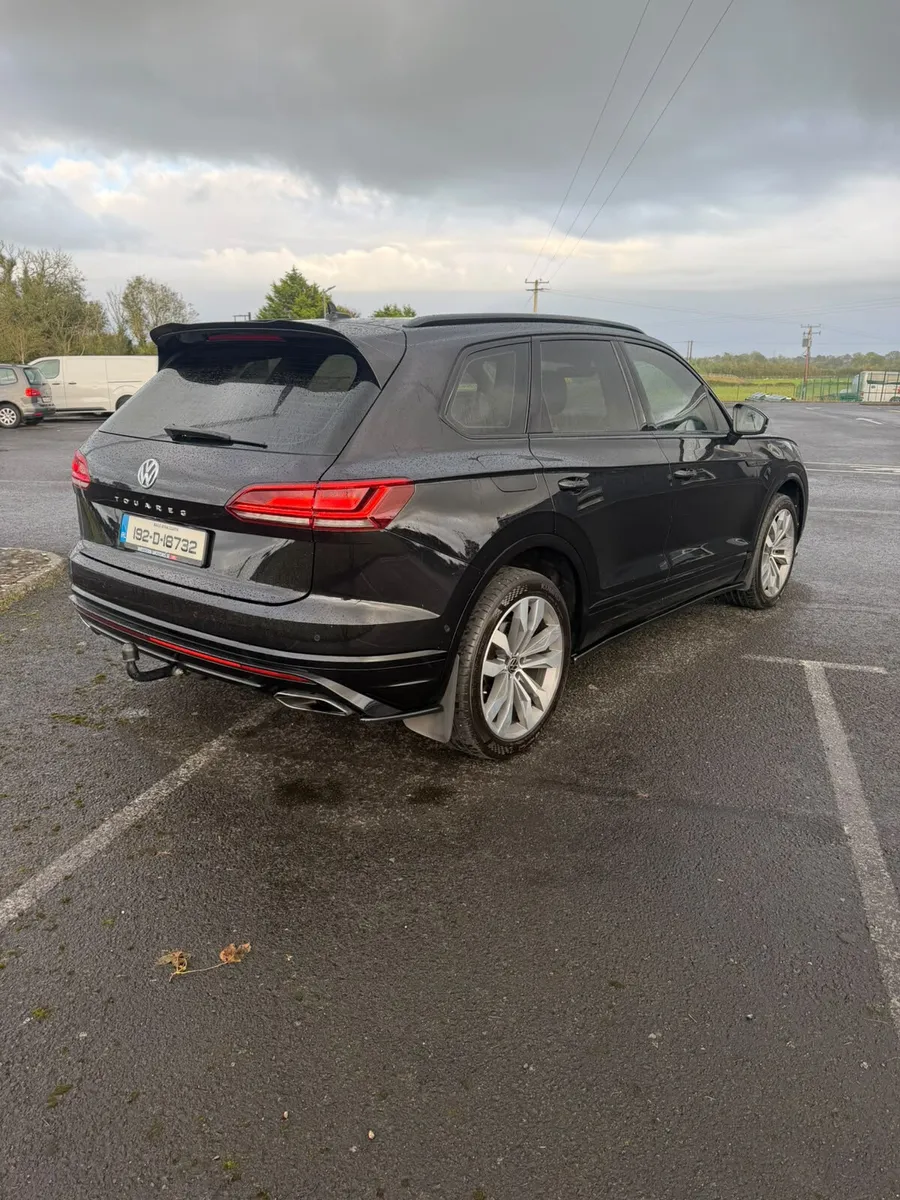 Volkswagen Touareg 2019 - Image 3